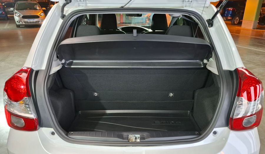 Toyota Etios 1.5 XLS PACK AUTO Hatchback 2023