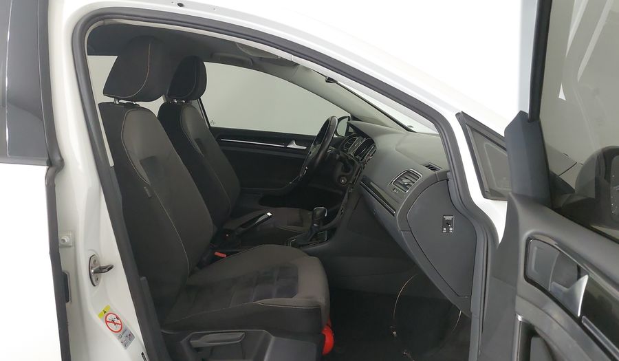 Volkswagen Golf TSI HIGHLINE Hatchback 2015