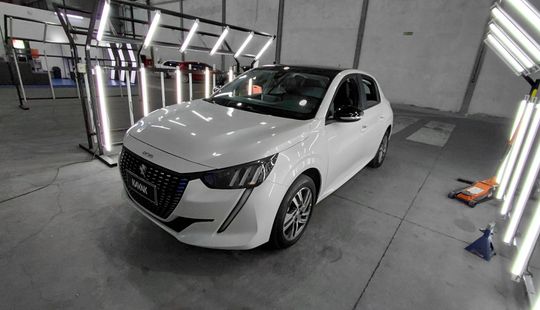 Peugeot • 208