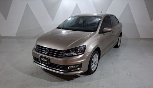 Volkswagen • Vento