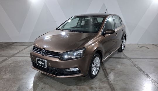 Volkswagen • Polo