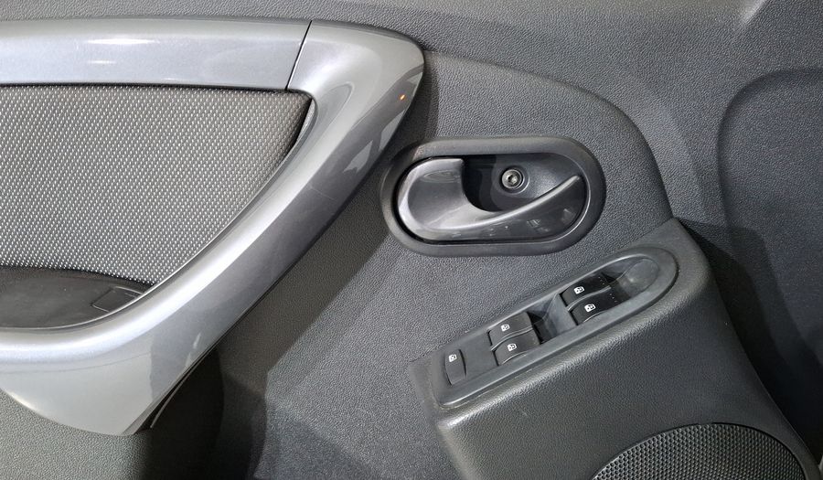 Renault Duster 2.0 DYNAMIQUE MEDIA NAV AT Suv 2014