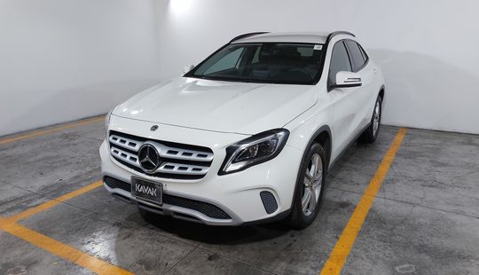 Mercedes Benz • Clase CLS