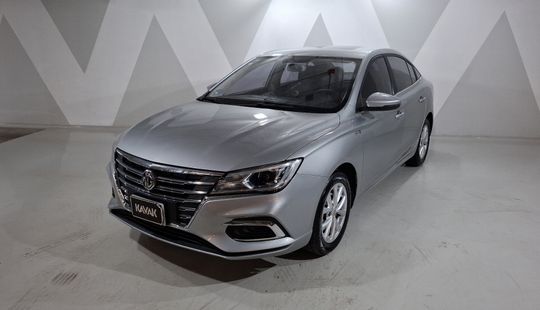 2023 • 13,492 km • Automático