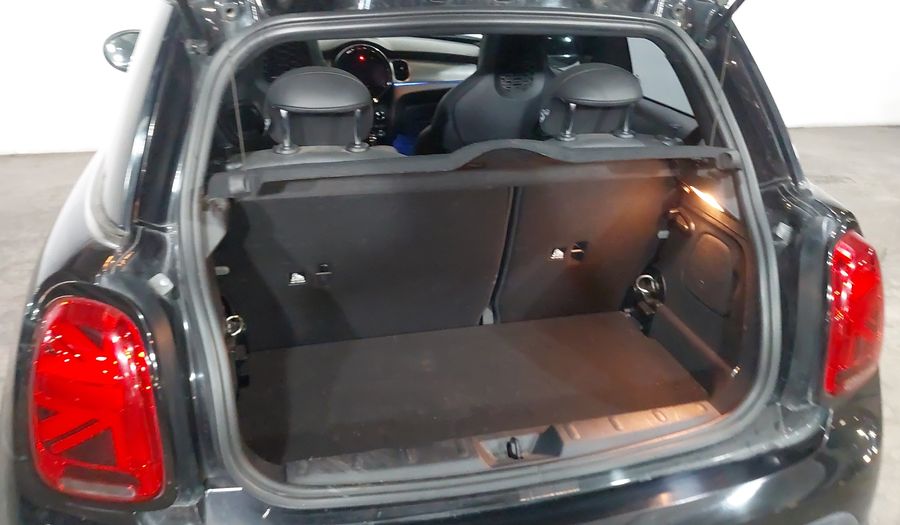 Mini John Cooper Works 2.0 COOPER ICONIC AUTO Hatchback 2022
