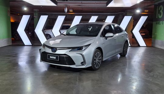 Toyota • Corolla