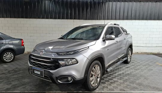 Fiat • Toro