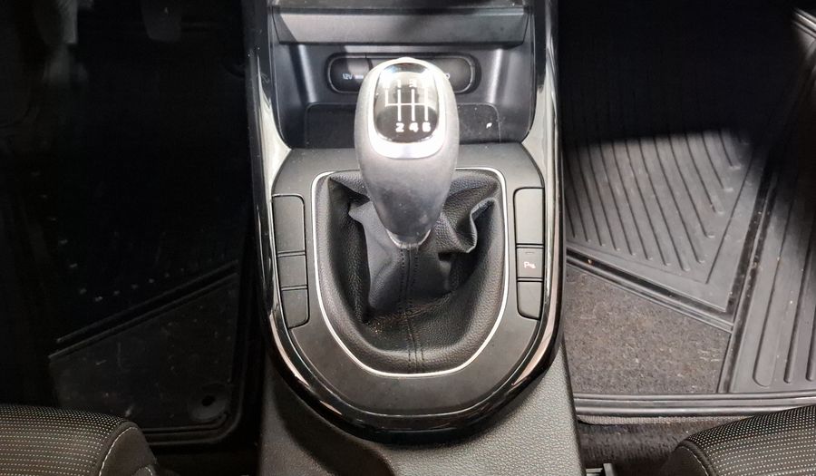 Kia Forte 2.0 EX Hatchback 2019