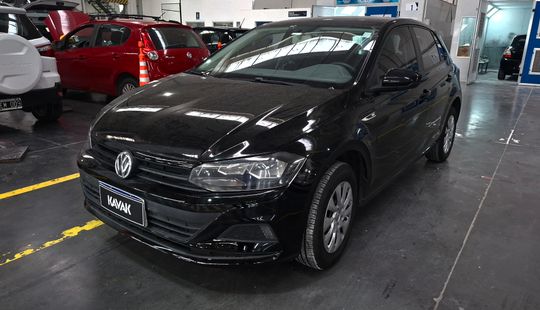 Volkswagen • Polo