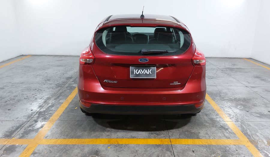 Ford Focus 2.0 SE LUXURY AT Hatchback 2016
