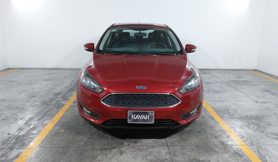 Ford Focus 2.0 SE LUXURY AT Hatchback 2016
