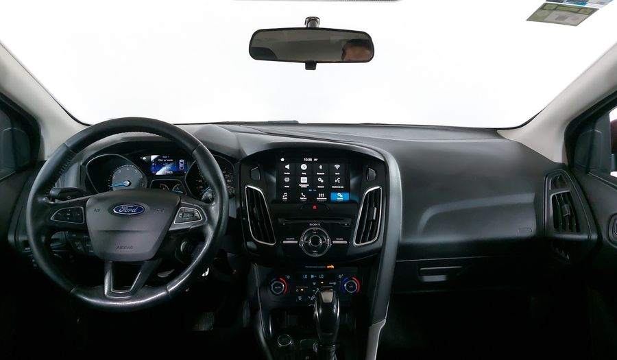 Ford Focus 2.0 SE LUXURY AT Hatchback 2016