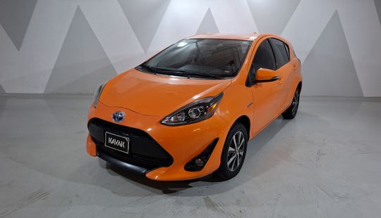 Toyota • Prius C