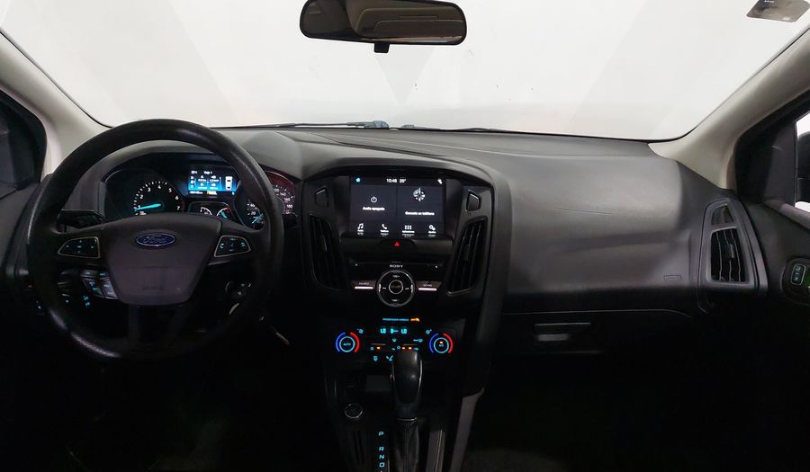Ford Focus 2.0 SE AUTO Hatchback 2017