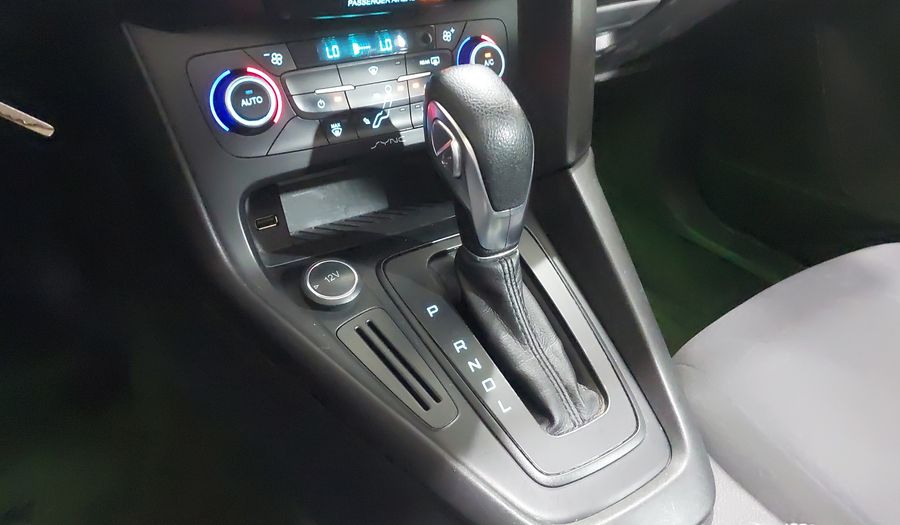 Ford Focus 2.0 SE AUTO Hatchback 2017