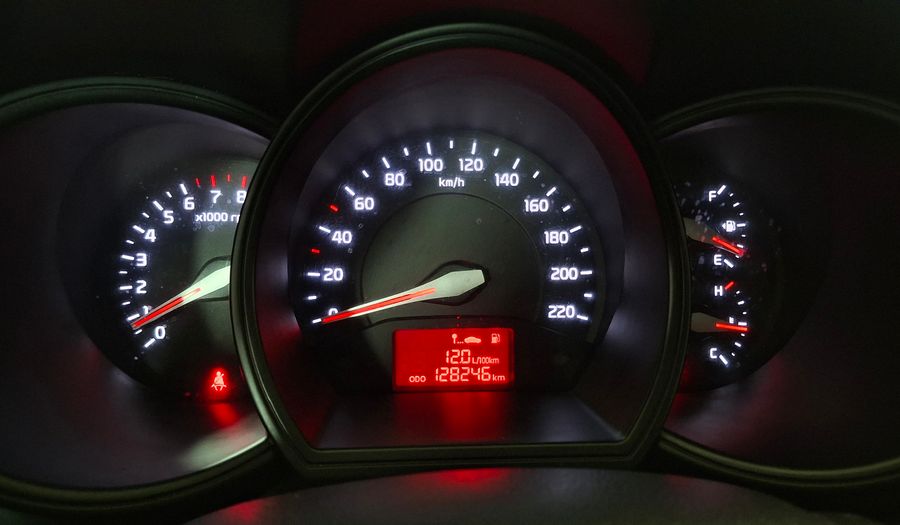 Kia Rio 4 1.4 EX AC AB Sedan 2014