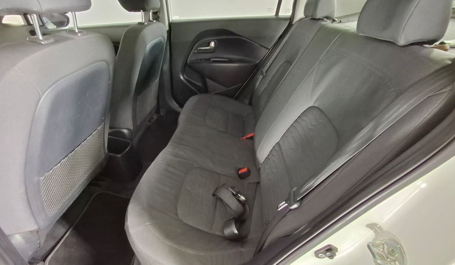 Kia Rio 4 1.4 EX AC AB Sedan 2014