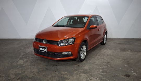 Volkswagen • Polo