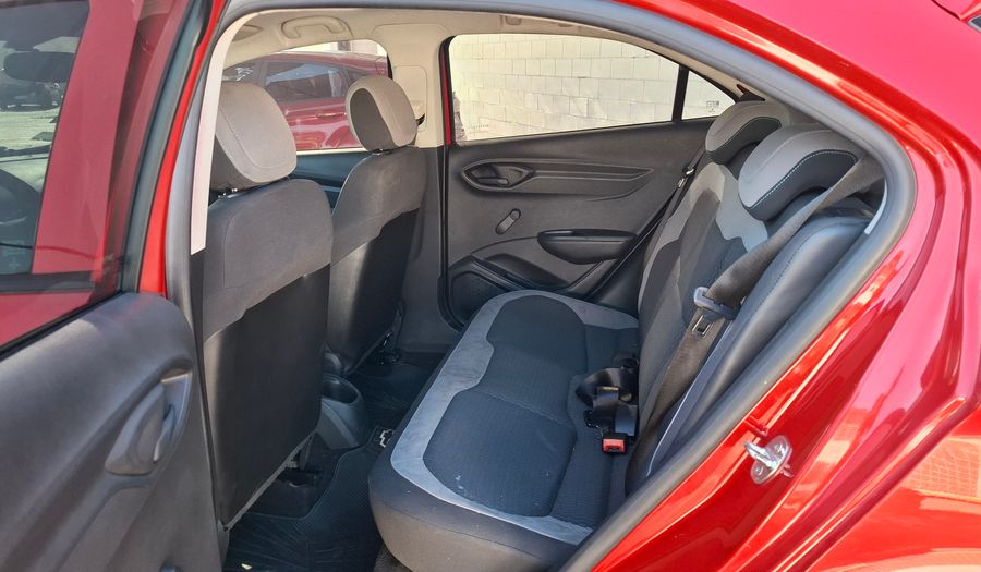 Chevrolet Onix 1.4 LT Hatchback 2015
