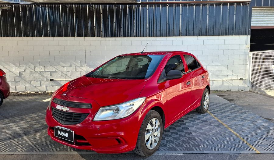 Chevrolet Onix 1.4 LT Hatchback 2015