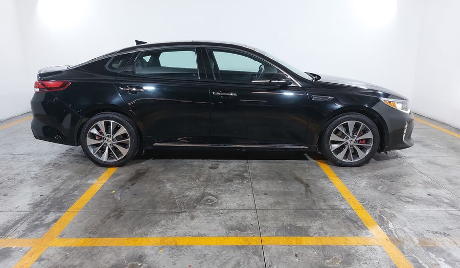 Kia Optima 2.0 TURBO GDI SXL AT Sedan 2016