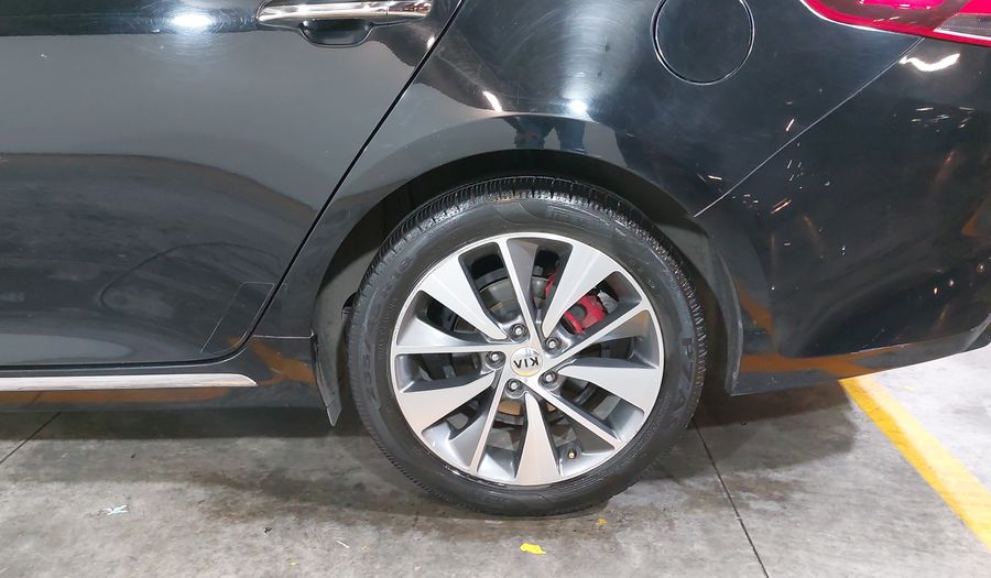 Kia Optima 2.0 TURBO GDI SXL AT Sedan 2016
