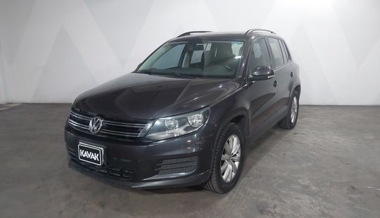 Volkswagen • Tiguan