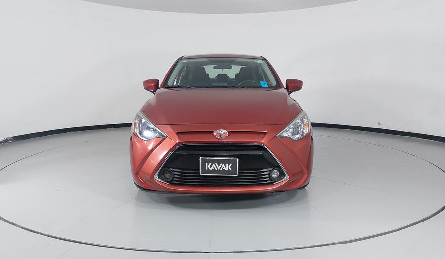 Toyota Yaris 1.5 R XLE AT Sedan 2017