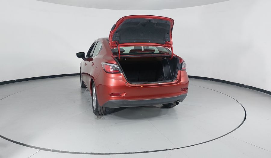 Toyota Yaris 1.5 R XLE AT Sedan 2017