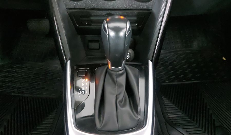 Toyota Yaris 1.5 R XLE AT Sedan 2017