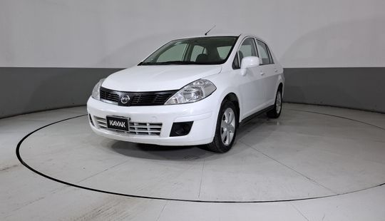 Nissan • Tiida