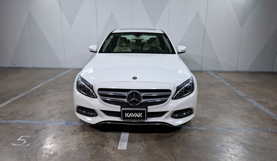 Mercedes Benz Clase C 2.0 200 CGI SPORT AT Sedan 2015