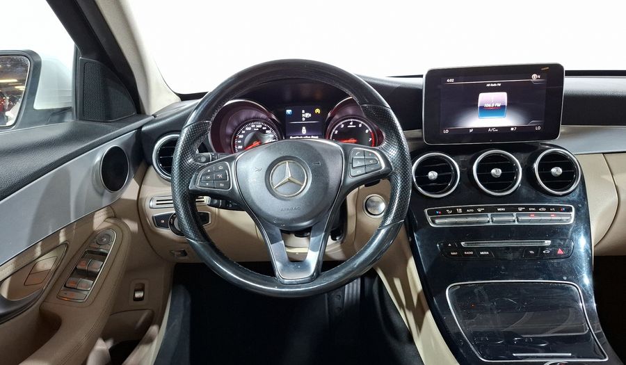 Mercedes Benz Clase C 2.0 200 CGI SPORT AT Sedan 2015