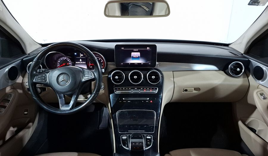 Mercedes Benz Clase C 2.0 200 CGI SPORT AT Sedan 2015