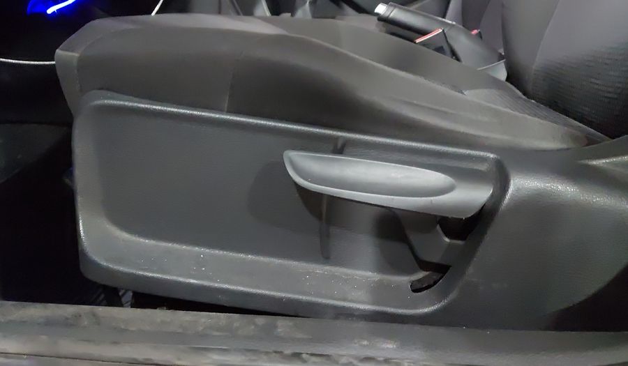 Volkswagen Polo 1.6 COMFORTLINE PLUS Hatchback 2020