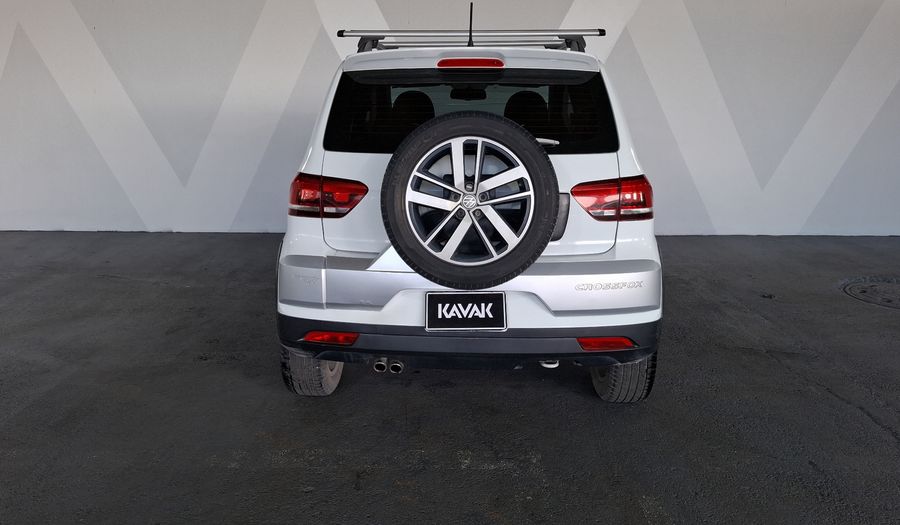 Volkswagen Crossfox 1.6 CROSSFOX MT Hatchback 2017