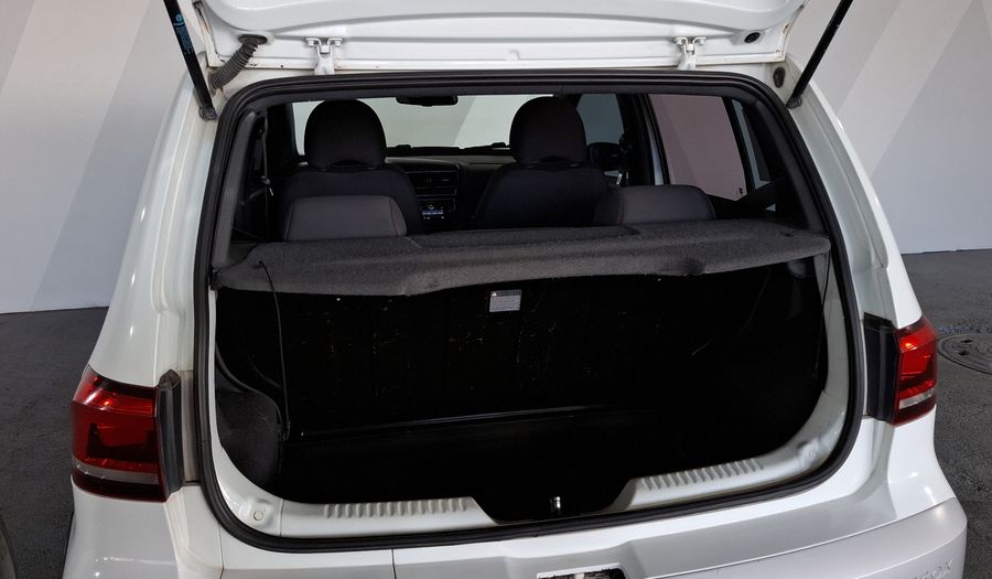 Volkswagen Crossfox 1.6 CROSSFOX MT Hatchback 2017