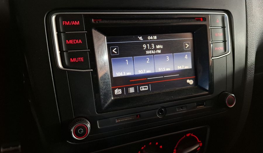 Volkswagen Crossfox 1.6 CROSSFOX MT Hatchback 2017