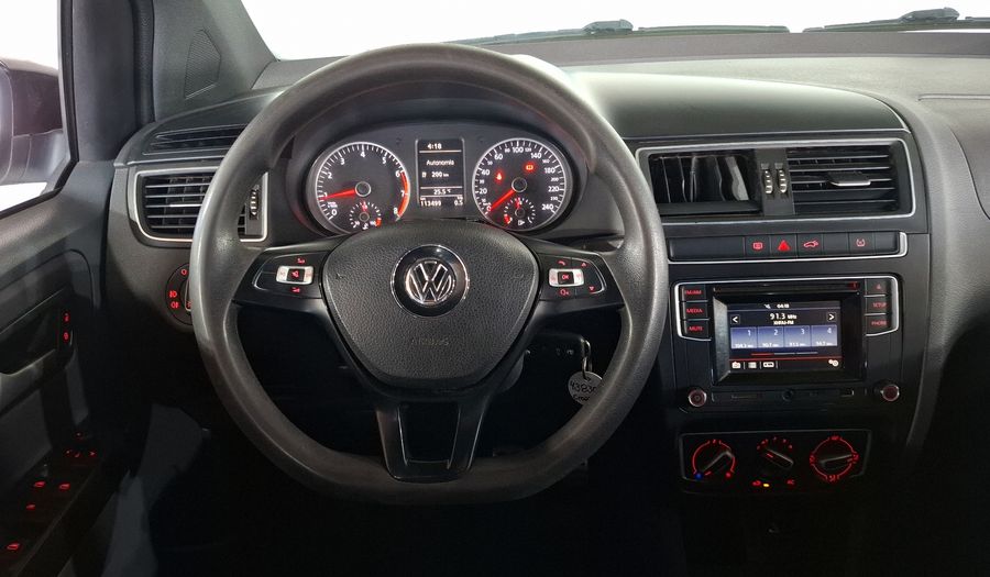 Volkswagen Crossfox 1.6 CROSSFOX MT Hatchback 2017