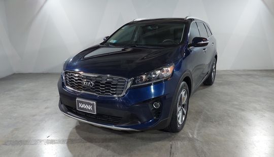 Kia • Sorento