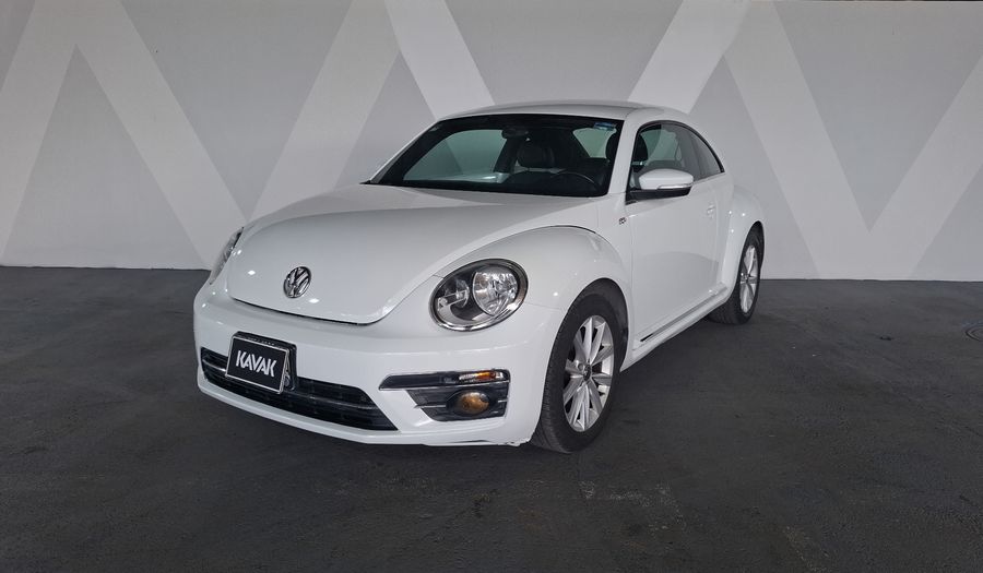 Volkswagen Beetle 2.5 SPORT MT Hatchback 2017