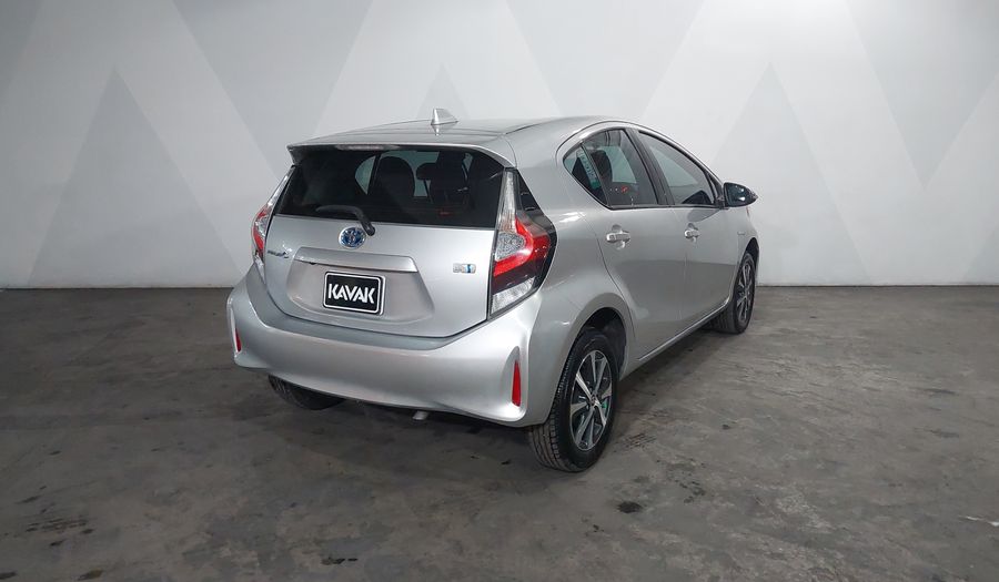 Toyota Prius C 1.5 HYBRID AUTO Hatchback 2018