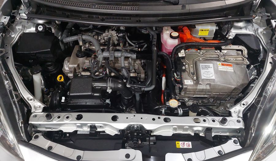 Toyota Prius C 1.5 HYBRID AUTO Hatchback 2018