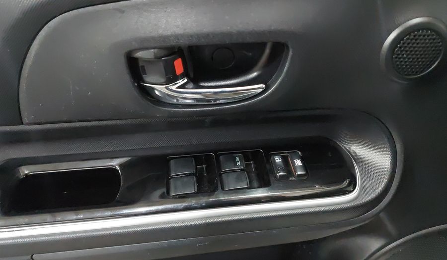 Toyota Prius C 1.5 HYBRID AUTO Hatchback 2018