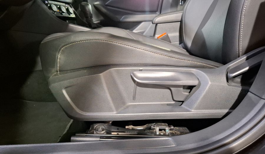 Volkswagen Jetta 1.4 R-LINE AUTO Sedan 2021