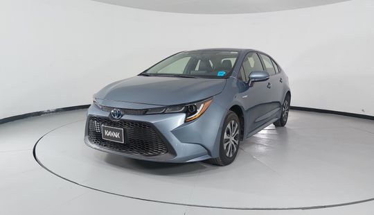 Toyota • Corolla