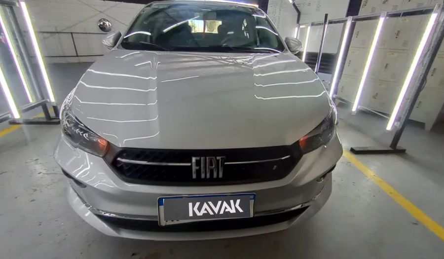 Fiat Cronos 1.8 PRECISION Sedan 2022