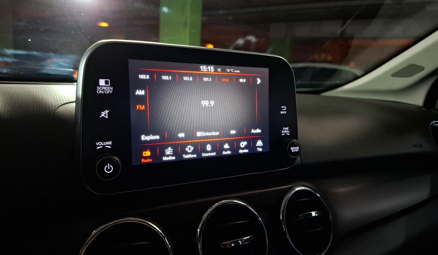 Fiat Cronos 1.8 PRECISION Sedan 2022