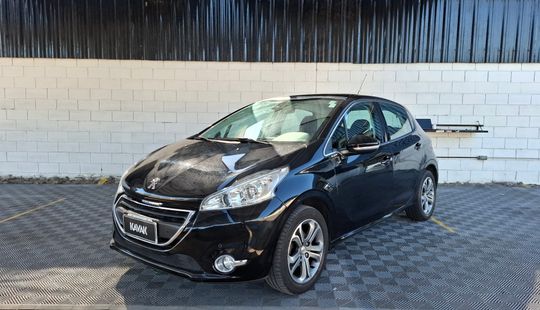 Peugeot • 208