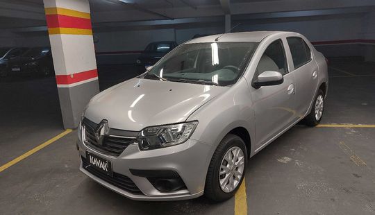 Renault • Logan